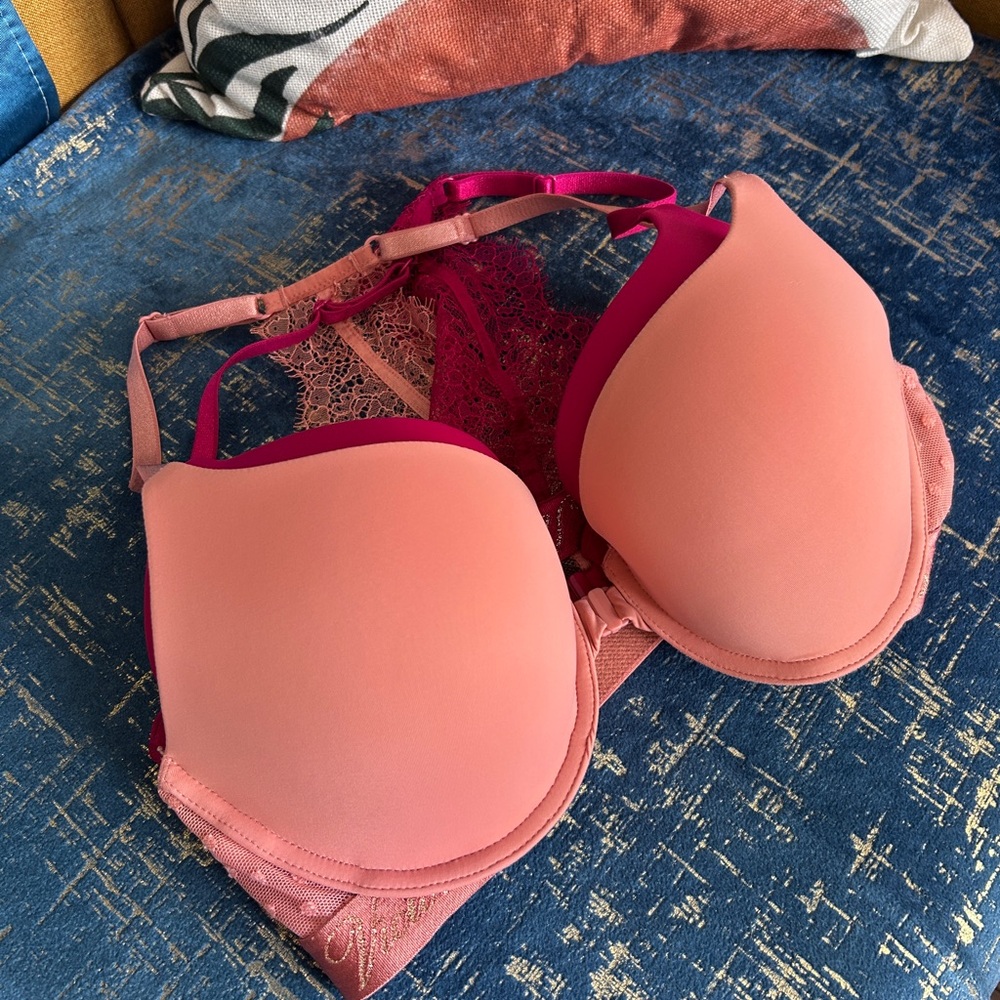 Lot of 2 Front Closure Victorias Secret Bras